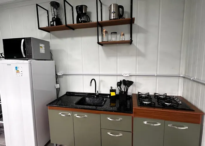 Kitnet Container Com Garagem
