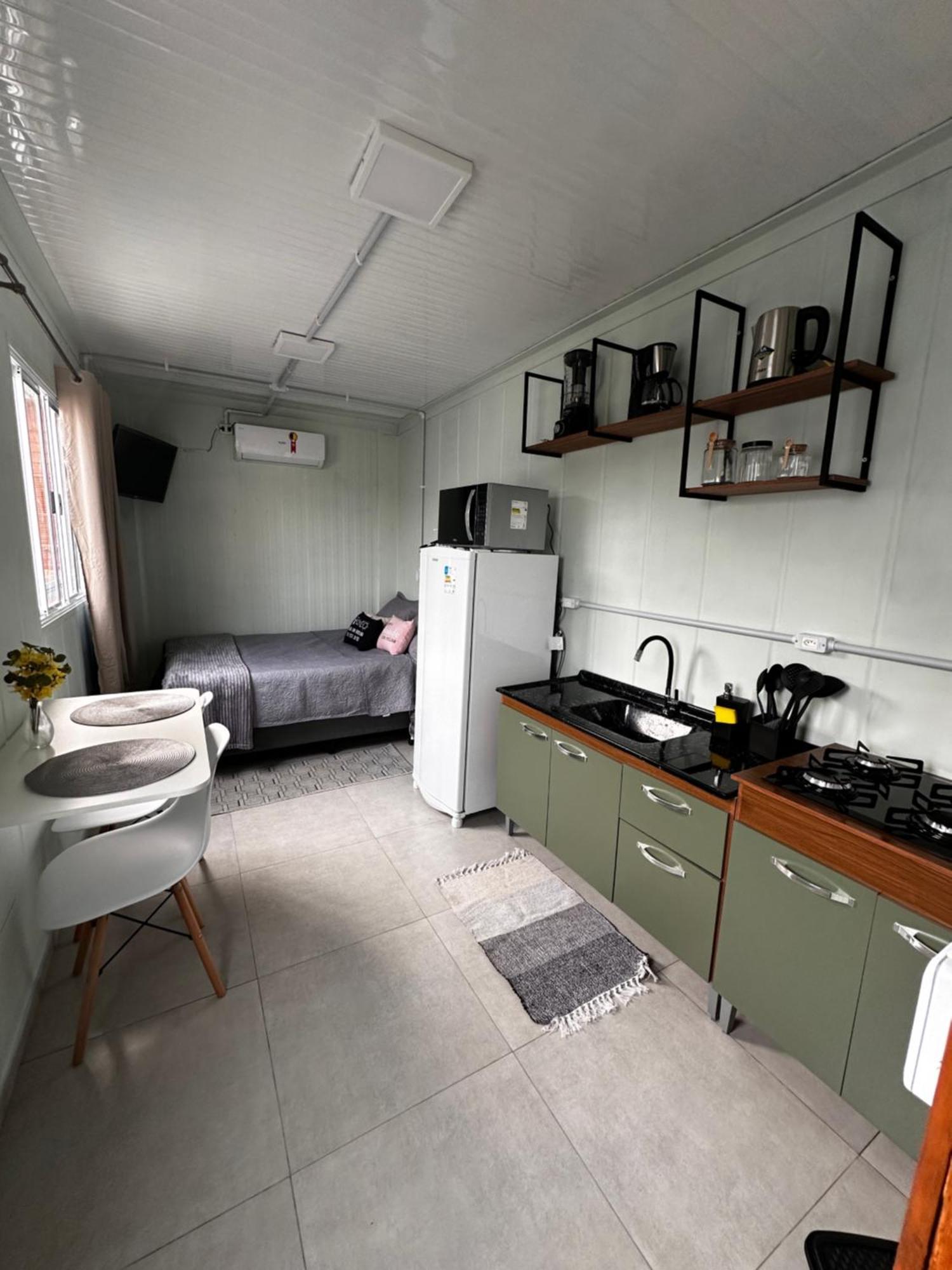 Holiday home Kitnet Container Com Garagem *