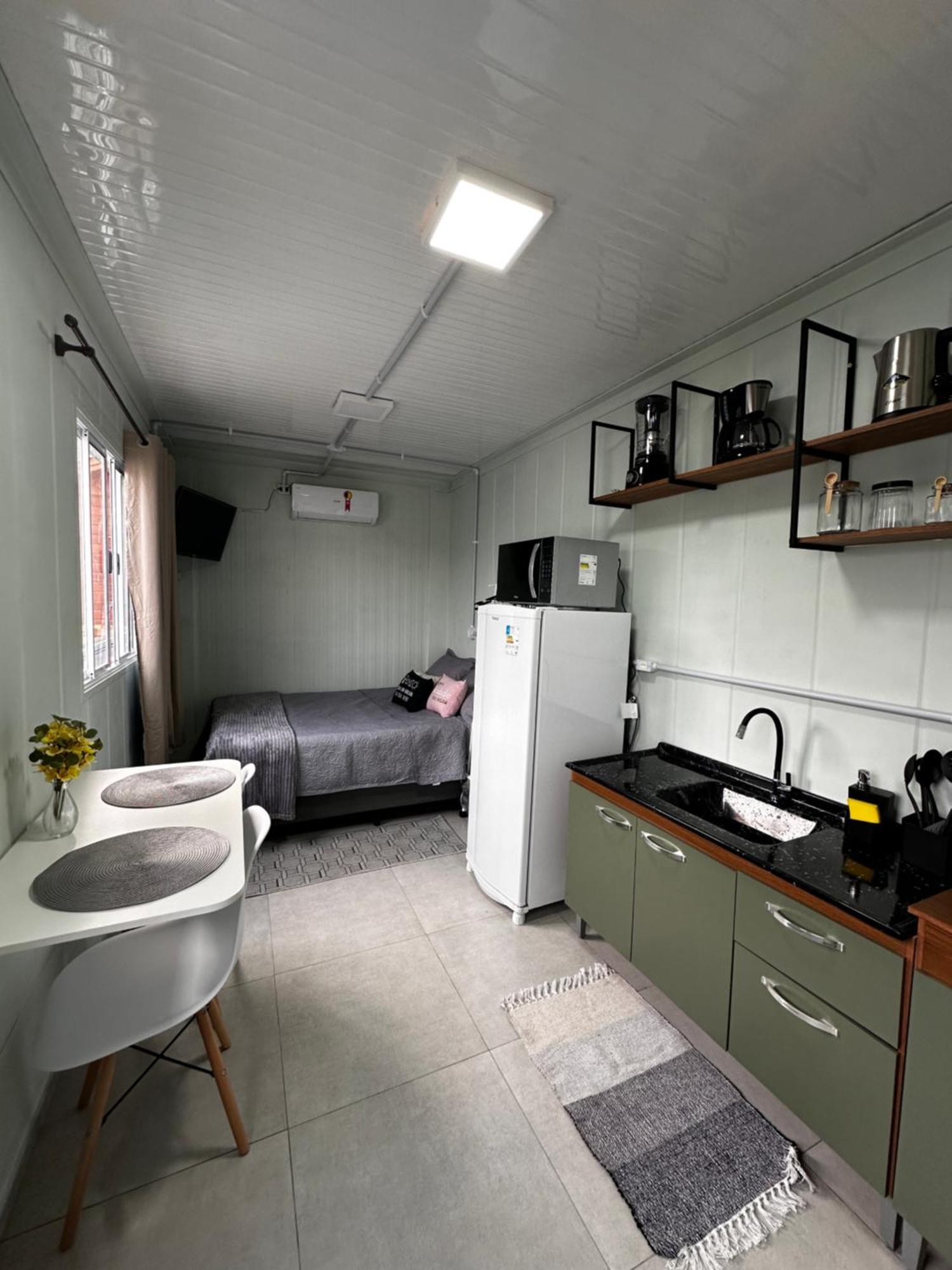 Kitnet Container Com Garagem * Itapema